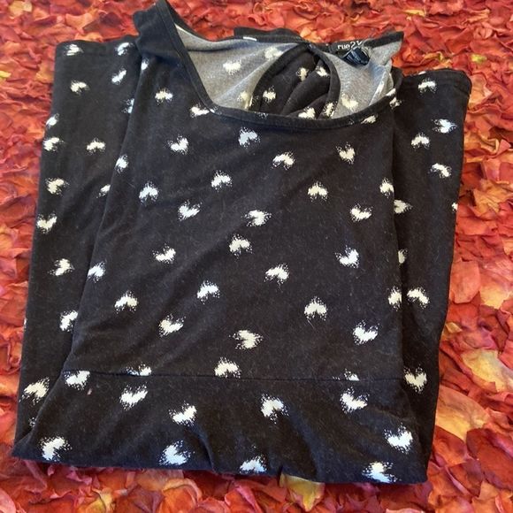 Rue navy dress with white hearts size medium. Super soft material - Picture 6 of 6